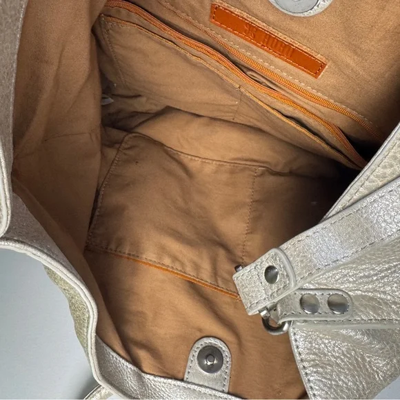 Hobo Metallic Leather Shoulder Crossbody Bag Gold Silver Convertible Purse - Picture 5 of 6